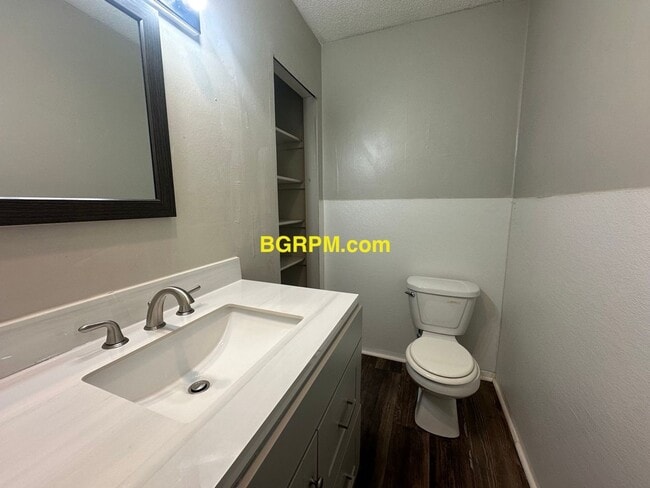 Building Photo - 1812 Neely St