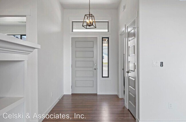 Building Photo - 5 br, 3 bath House - 6021 w 30th Ave