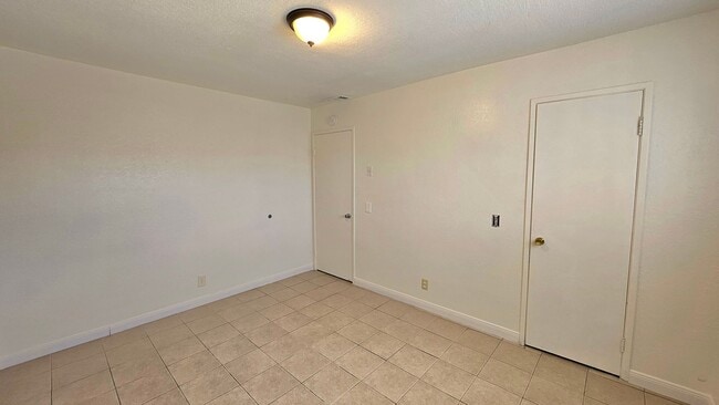 Building Photo - 21398 Baldwin Ln