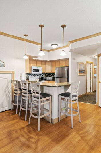 Building Photo - 418 Beachfront Dr