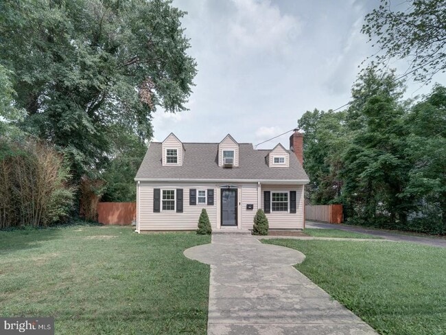 Primary Photo - 6625 Harrison Ln