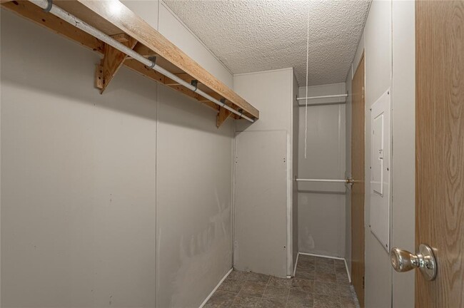 Building Photo - 1345 FM 405 Rd