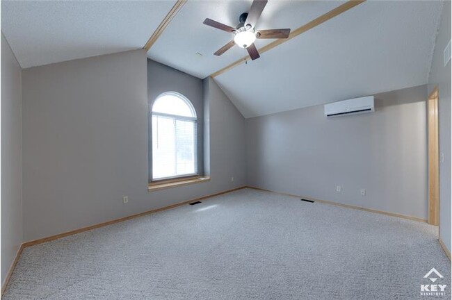 Building Photo - 11316 W Westport St