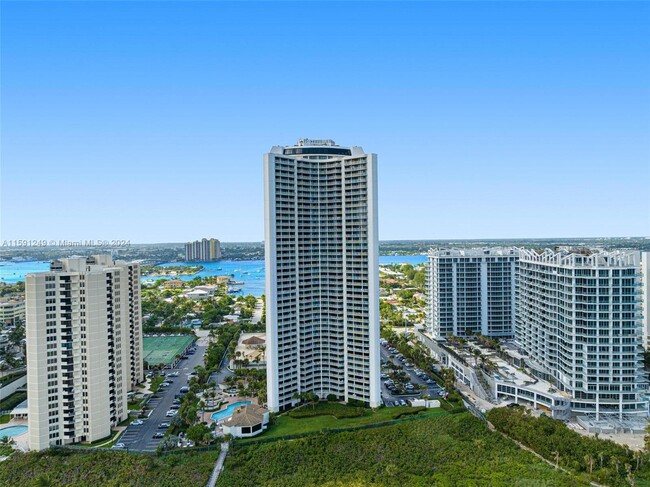 Building Photo - 3000 N Ocean Dr