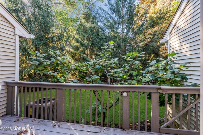 Building Photo - 31 Lexington Ct