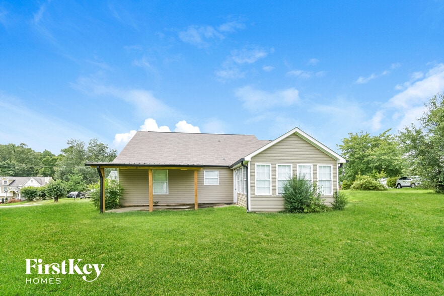 Building Photo - 41 Country Village Dr