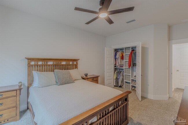 Building Photo - 4169 Equestrian Blvd