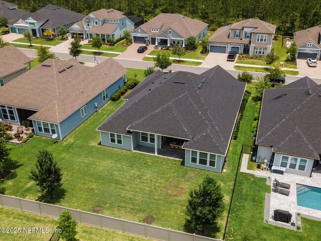 Building Photo - 746 Glenneyre Cir
