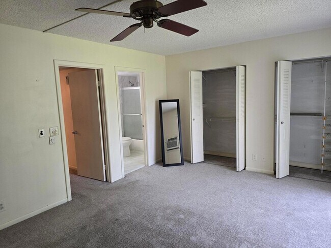 Building Photo - 151 SW 134th Way