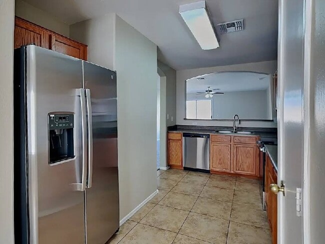 Building Photo - 1618 E Harwell Rd