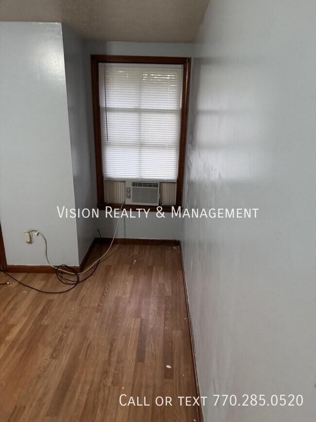 Building Photo - 1803 Carrollton Villa Rica Hwy