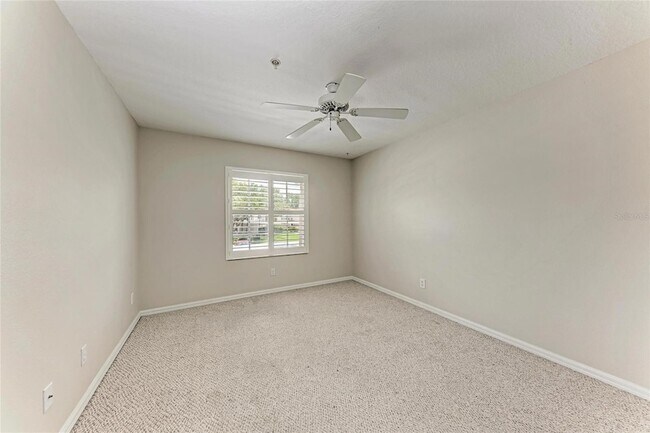Building Photo - 803 Montrose Dr