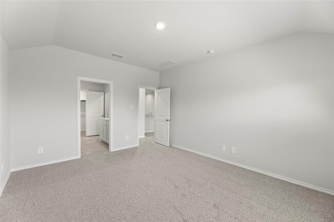 Building Photo - 317 Bent Oak Dr