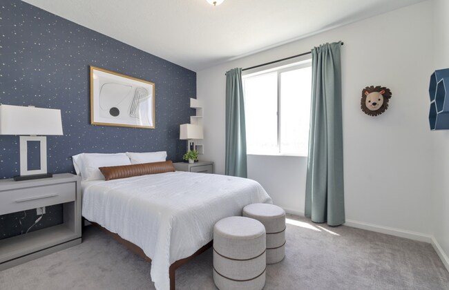 Building Photo - 5 bedroom 3.5 bathroom home in Lehi.