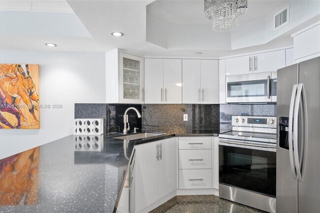 Building Photo - 8911 Collins Ave