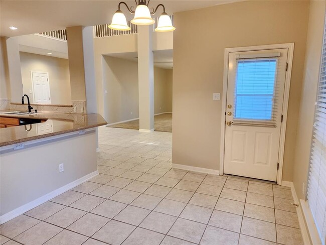 Building Photo - 3726 Harvey Penick Dr
