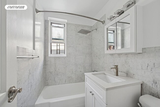 Building Photo - 401 W 56th St
