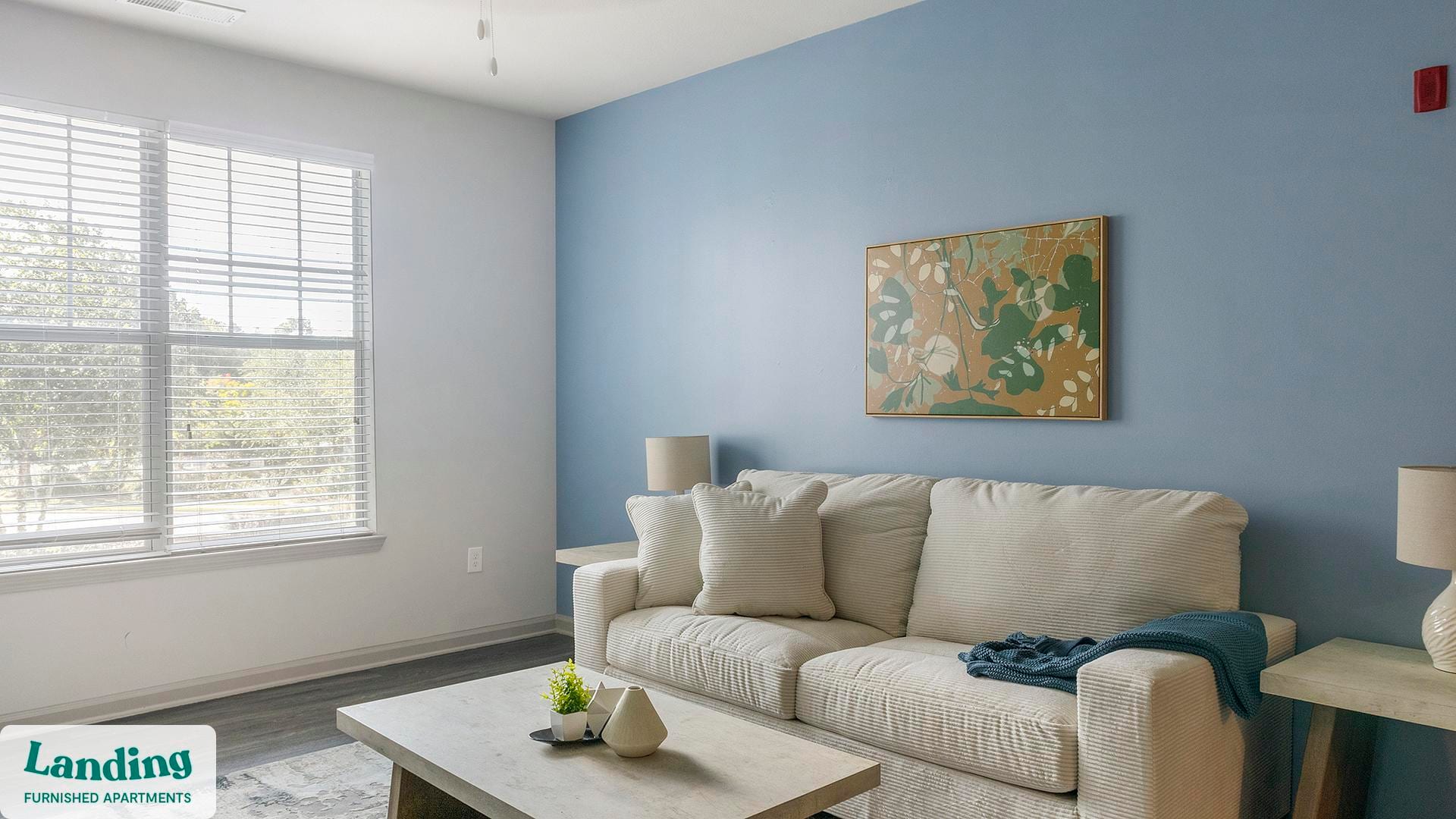 Building Photo - 900 E Six Forks Rd