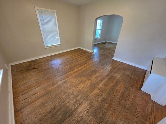 Building Photo - 712 McDonough St