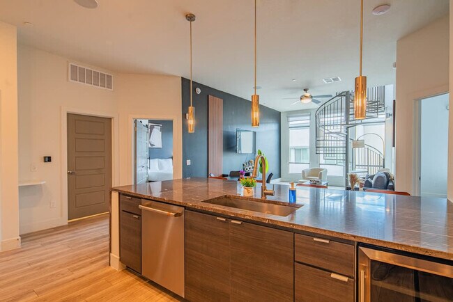 Building Photo - 15501 N Dial Blvd