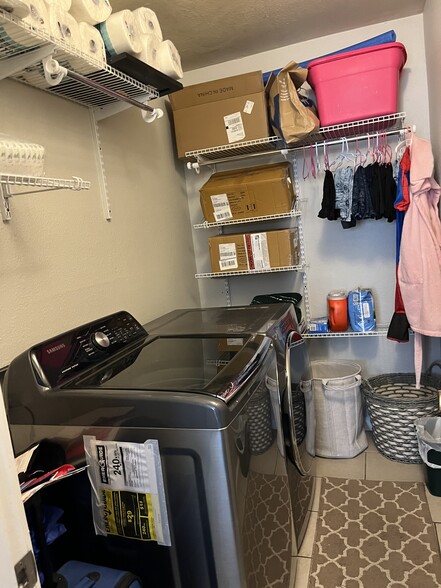 Laundry room in master room - 3870 E Leonesio Dr
