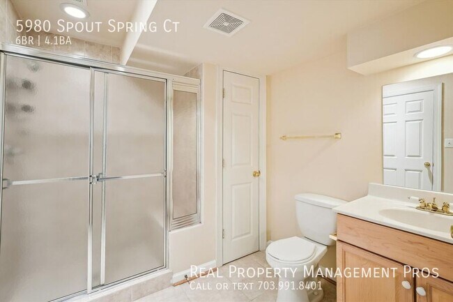 Building Photo - 5980 Spout Spring Ct