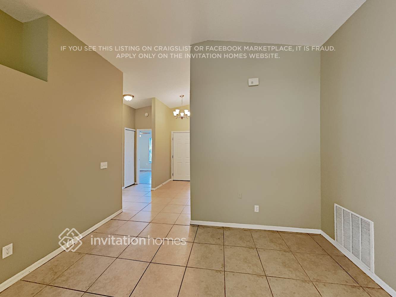 Building Photo - 621 Silver Birch Pl