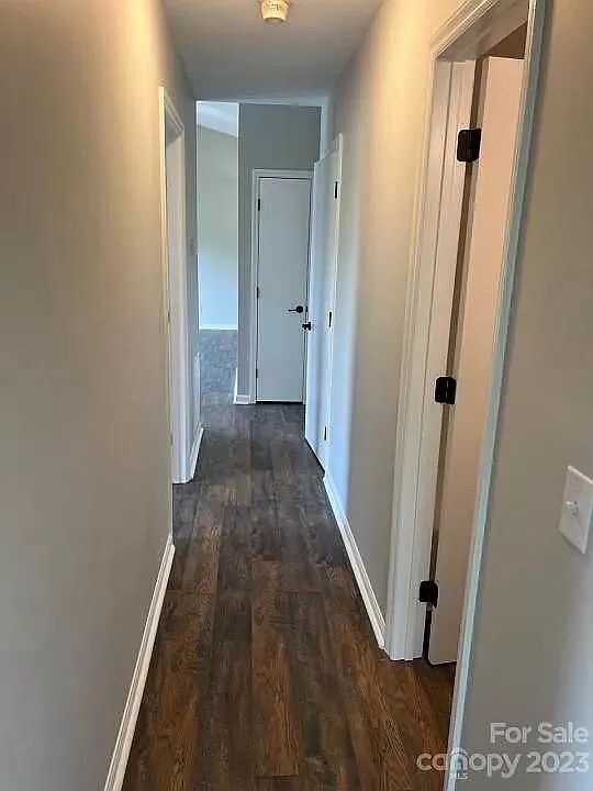Building Photo - Room in Condo on Meadow Rose Ln