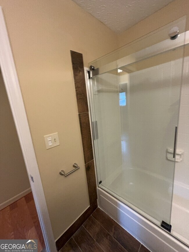 Building Photo - 5089 Victor Trail NW