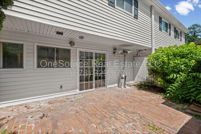 Building Photo - 7312 Cardigan Cir NE