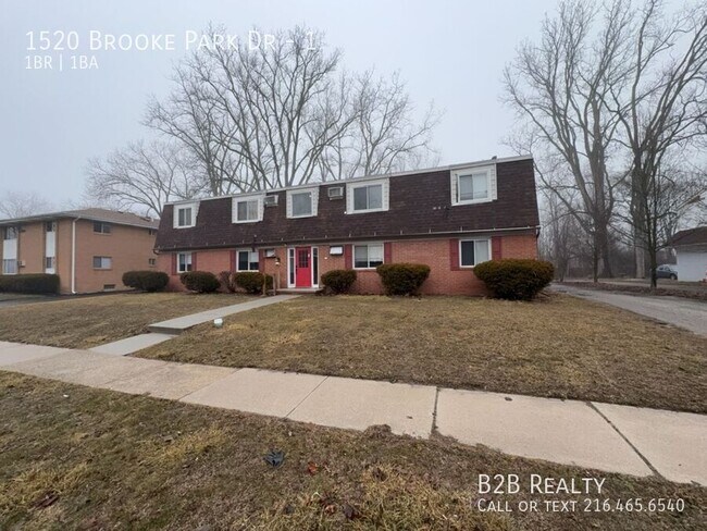 Building Photo - 1520 Brooke Park Dr