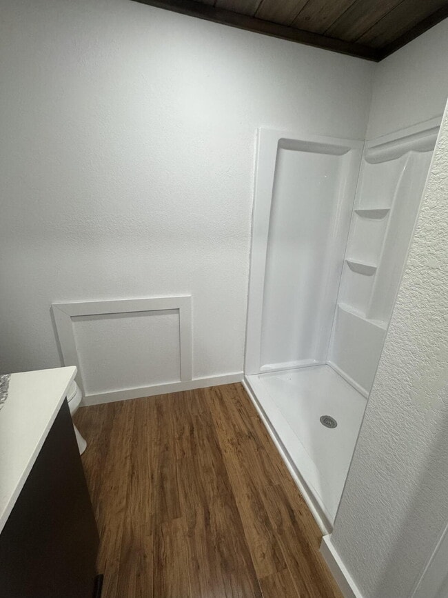 Building Photo - 1885 Everett Rd