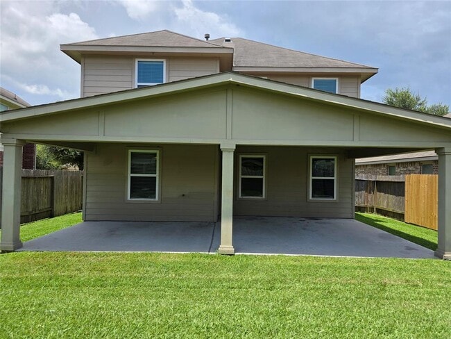 Building Photo - 10910 Brittan Leaf Ln