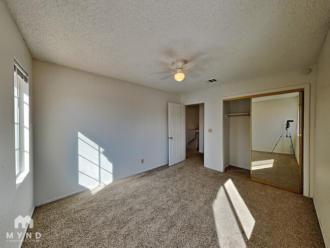 Building Photo - 3724 Dauntless