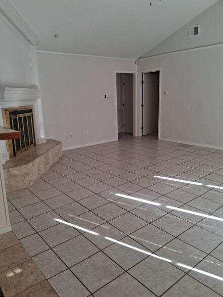 Building Photo - 7515 Brush Wood Dr