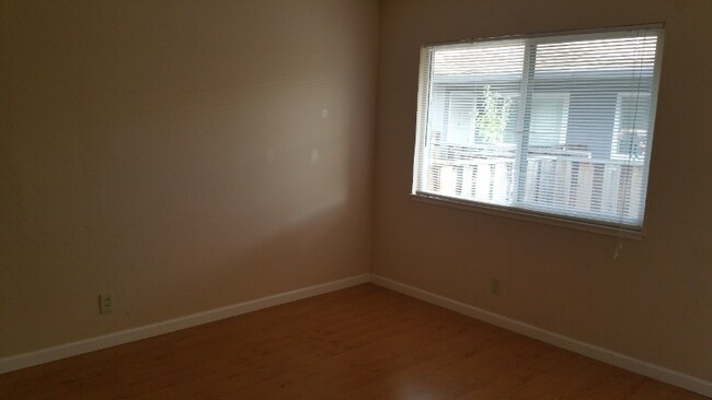 Building Photo - 1156 Ayala Dr
