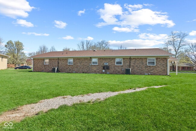 Building Photo - 296 Heritage Dr