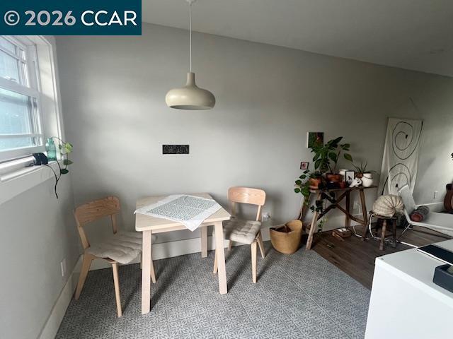 Building Photo - 1325 Hopkins St