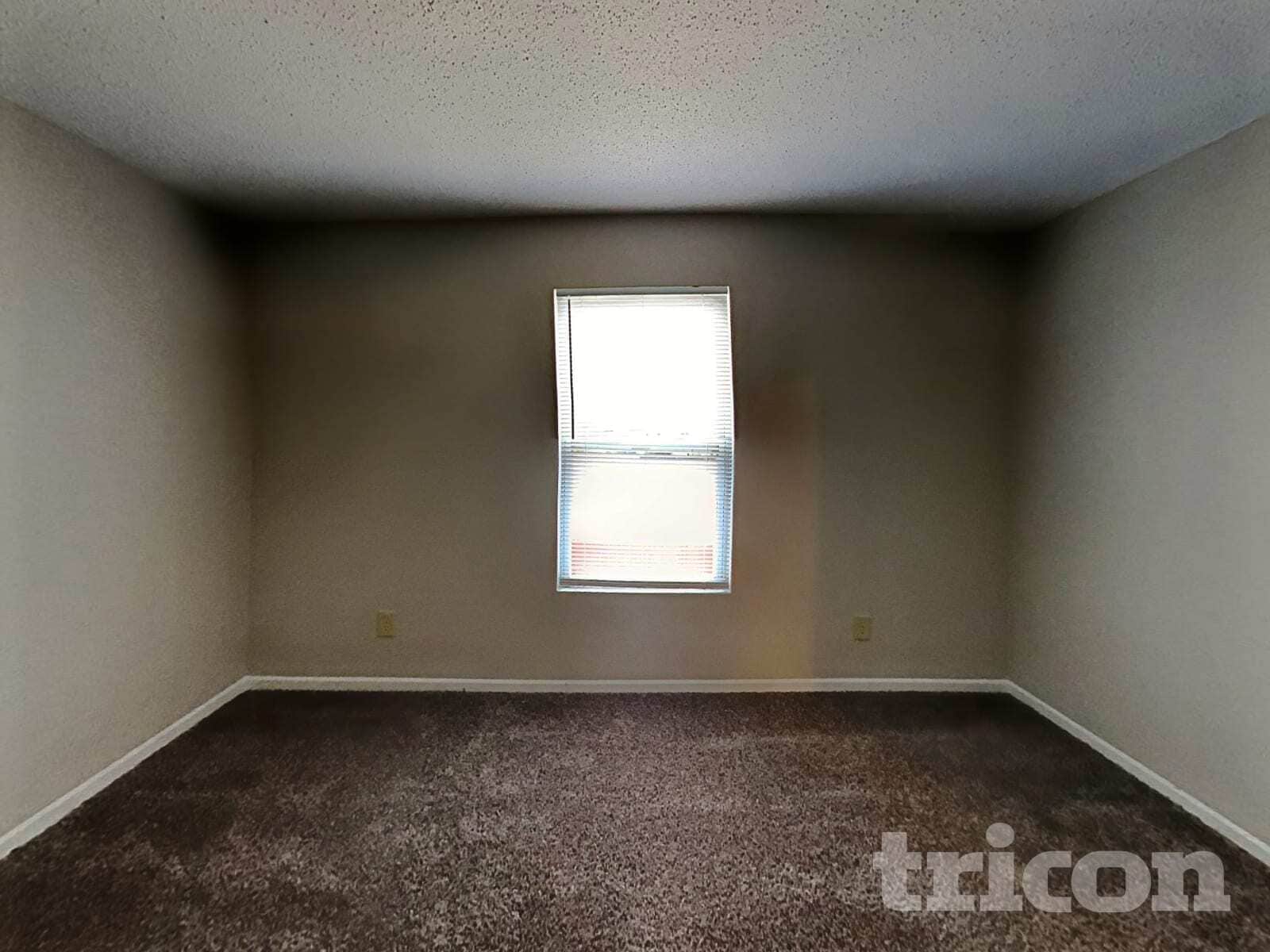 Building Photo - 2875 Ludwig Dr