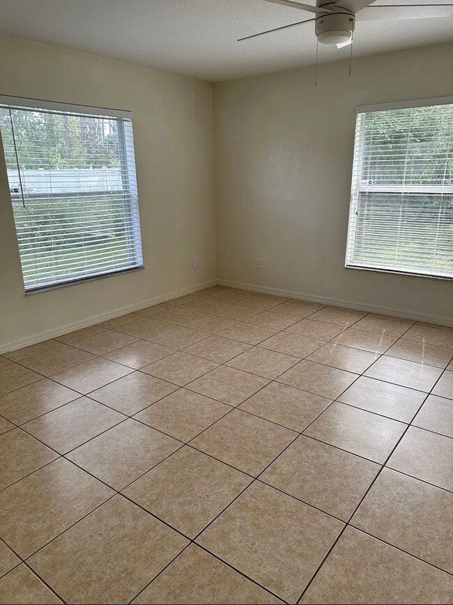 Building Photo - 23 Reidsville Dr