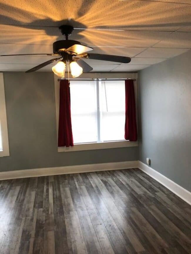 Building Photo - 223-227 East Dominick