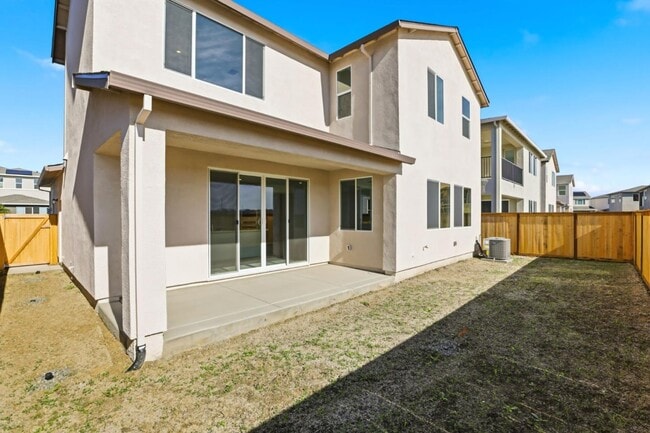 Building Photo - 3730 Benicia Ave