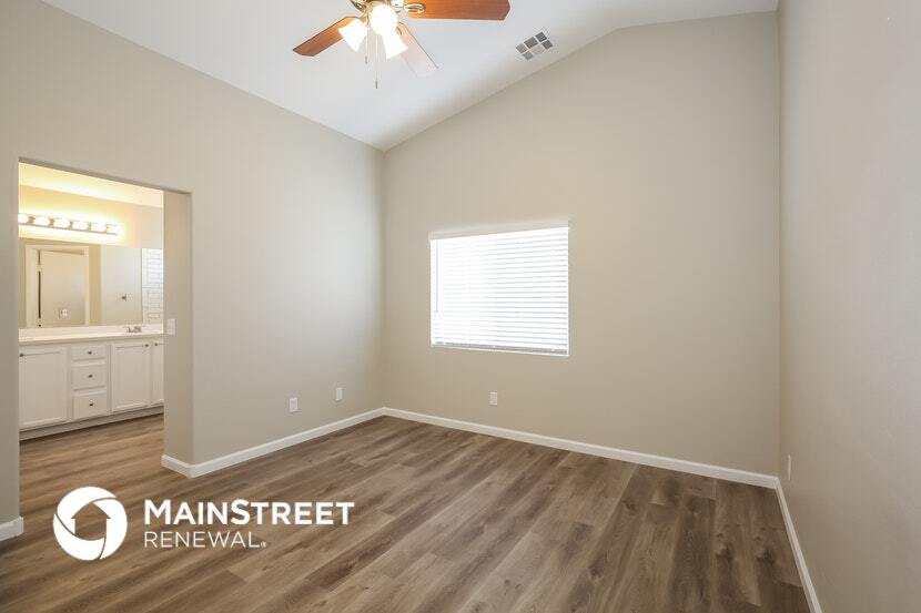 Building Photo - 6042 Chris Craft St