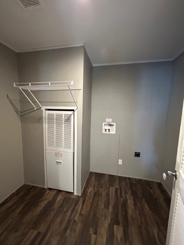 Building Photo - 3200 S Highland Park Dr