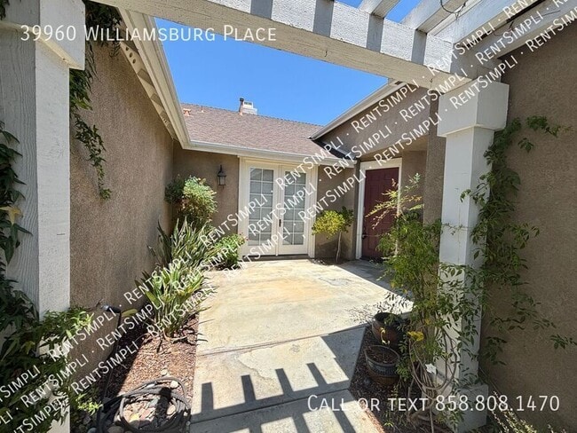 Building Photo - 39960 Williamsburg Pl