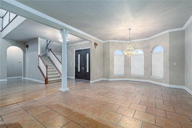 Building Photo - 6500 Riley Park Dr