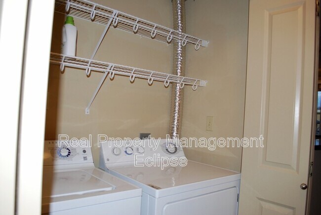 Building Photo - 8244 126th Ave NE