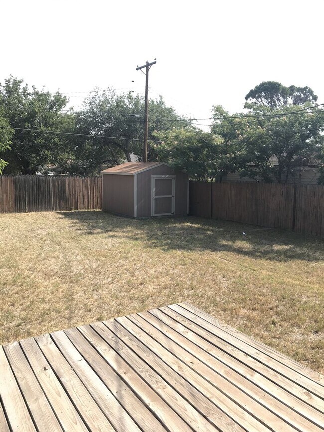 Building Photo - Pre Leasing for fall 2026! 3/2 in Tech Terrace