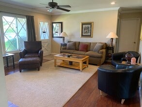 Building Photo - 841 Cortez St