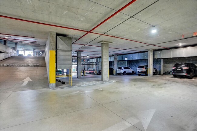 Building Photo - 550 Okeechobee Blvd
